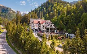 Piscul Negru Hotel - Transfagarasan